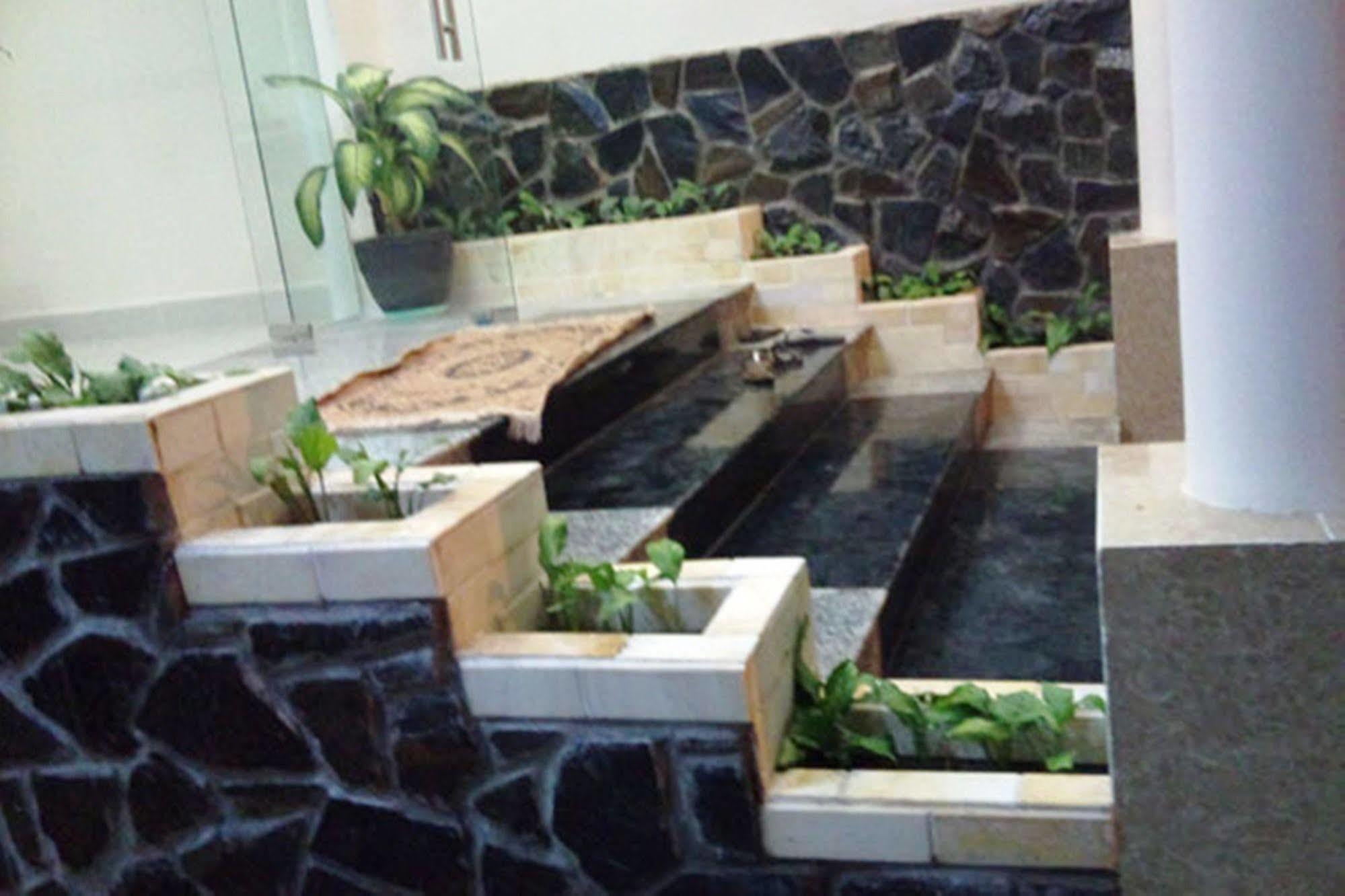Huong Toan 2 Hotel Phú Quý Zewnętrze zdjęcie