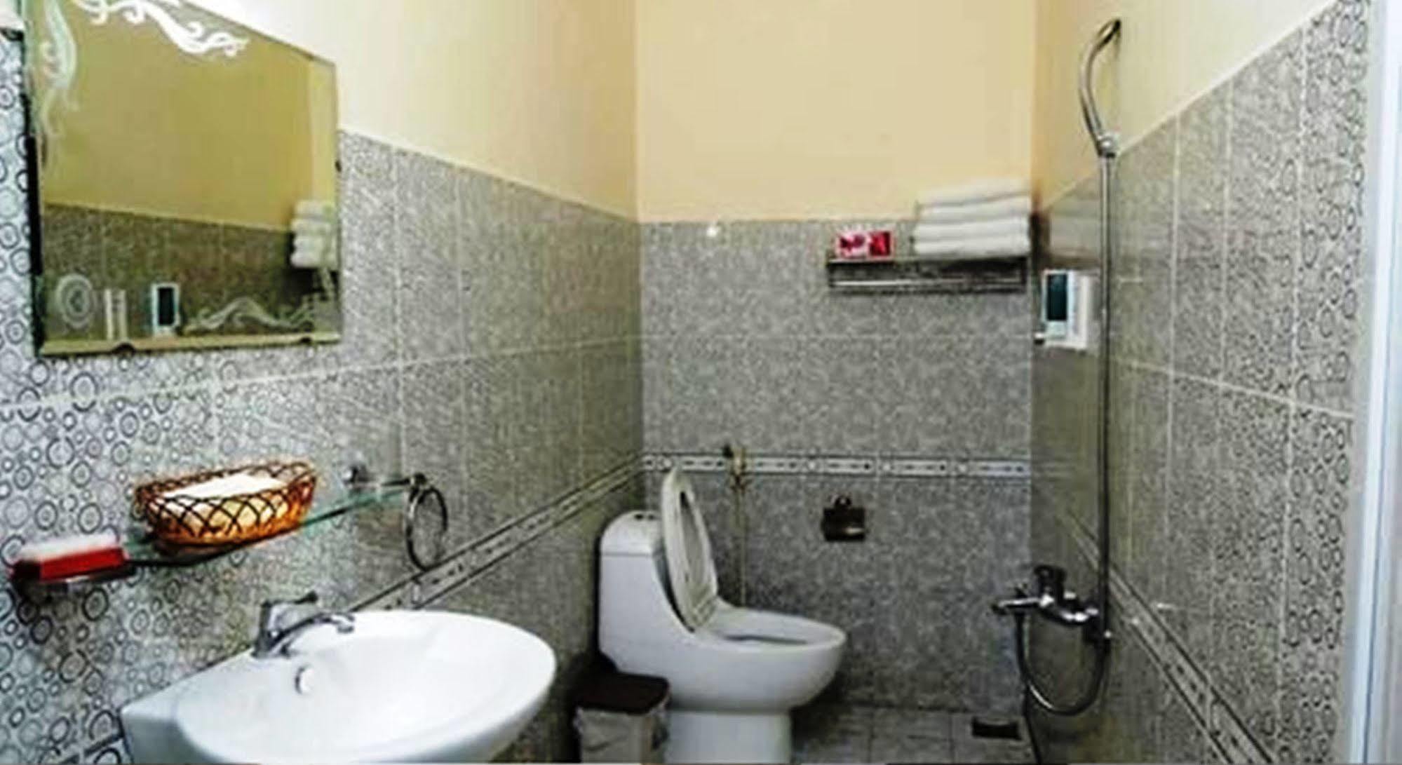 Huong Toan 2 Hotel Phú Quý Zewnętrze zdjęcie
